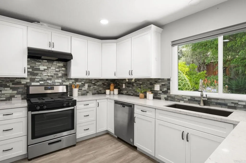 https://cdn.realtyfeed.com/cdn/127/306744311/bbd446b28a5f8933547101313bad5787.webp
