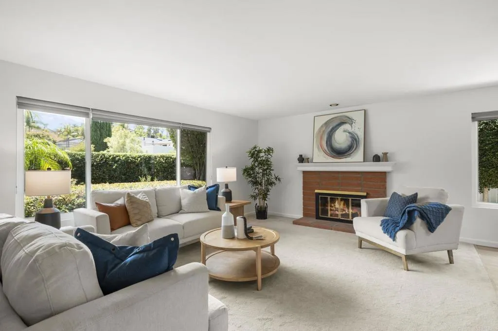 https://cdn.realtyfeed.com/cdn/127/306744311/cae2b06ecd8fa7254a1d21f4d73daabc.webp