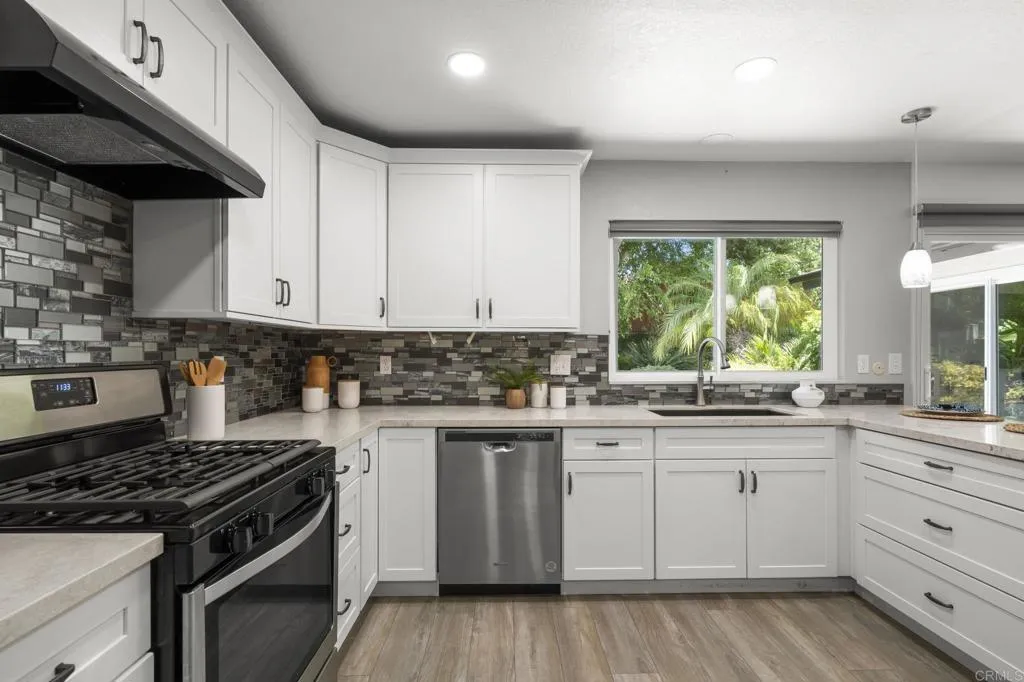 https://cdn.realtyfeed.com/cdn/127/306744311/d43cbf1e310c6ec75a15c26d95b6da03.webp