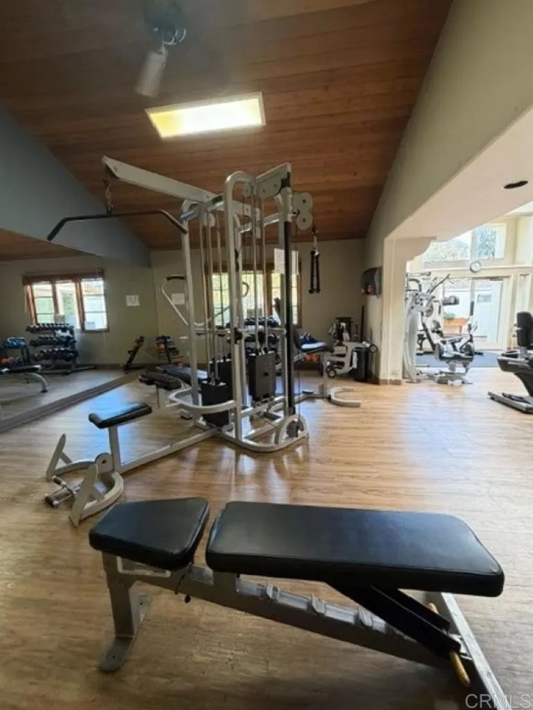https://cdn.realtyfeed.com/cdn/127/306744350/76bdf4cf70561662067dcaa3135bcf24.webp