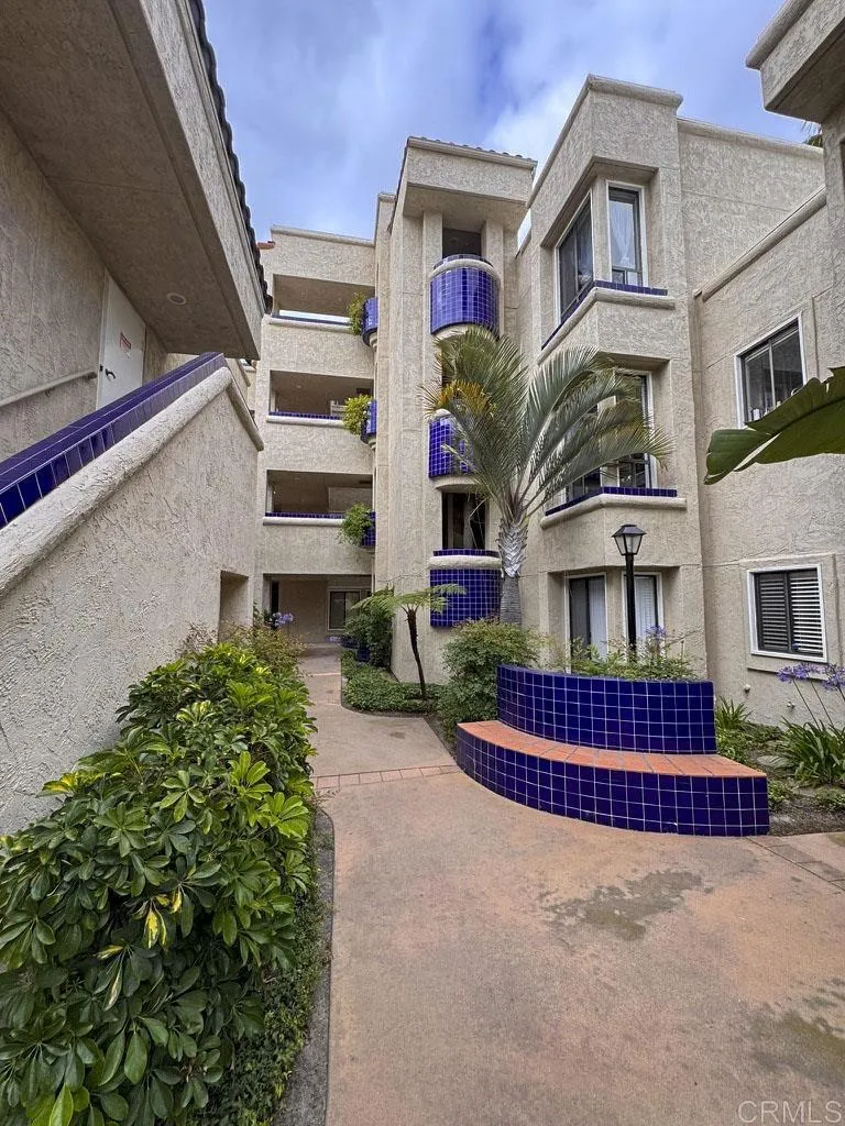 https://cdn.realtyfeed.com/cdn/127/306744350/7de7c7af8d89891874c56b010f3954b5.webp