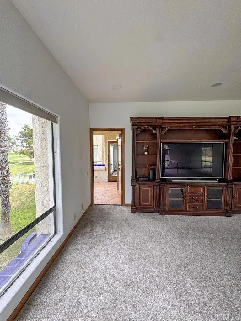 https://cdn.realtyfeed.com/cdn/127/306744350/8c9816375e2caffec2ef0d970be4e2fb.webp