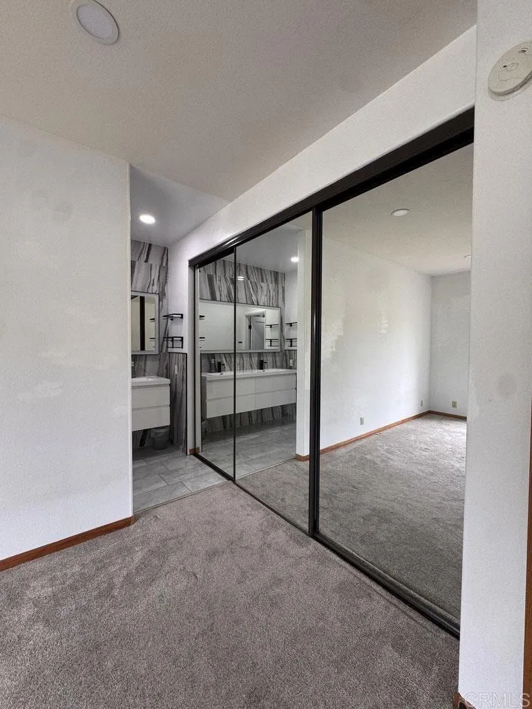 https://cdn.realtyfeed.com/cdn/127/306744350/90096f7c996ed26b42bc2019e875e8f5.webp