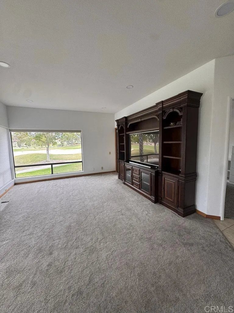 https://cdn.realtyfeed.com/cdn/127/306744350/9adbdda55f5e99a2b0d9891bc4cbeb26.webp