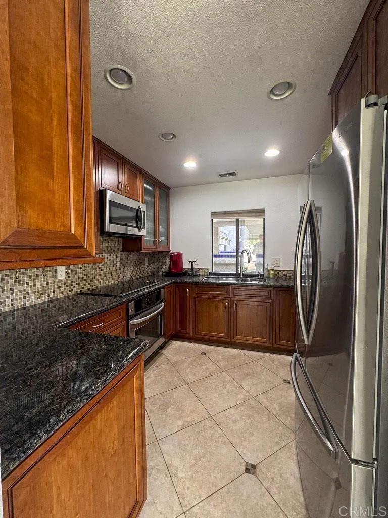 https://cdn.realtyfeed.com/cdn/127/306744350/e92a3fd4f3b083517e276e82e37fb870.webp
