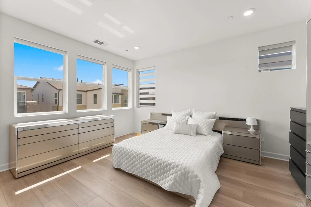 https://cdn.realtyfeed.com/cdn/127/306744363/393f4390cd539cf11982da1f164a8de9.webp