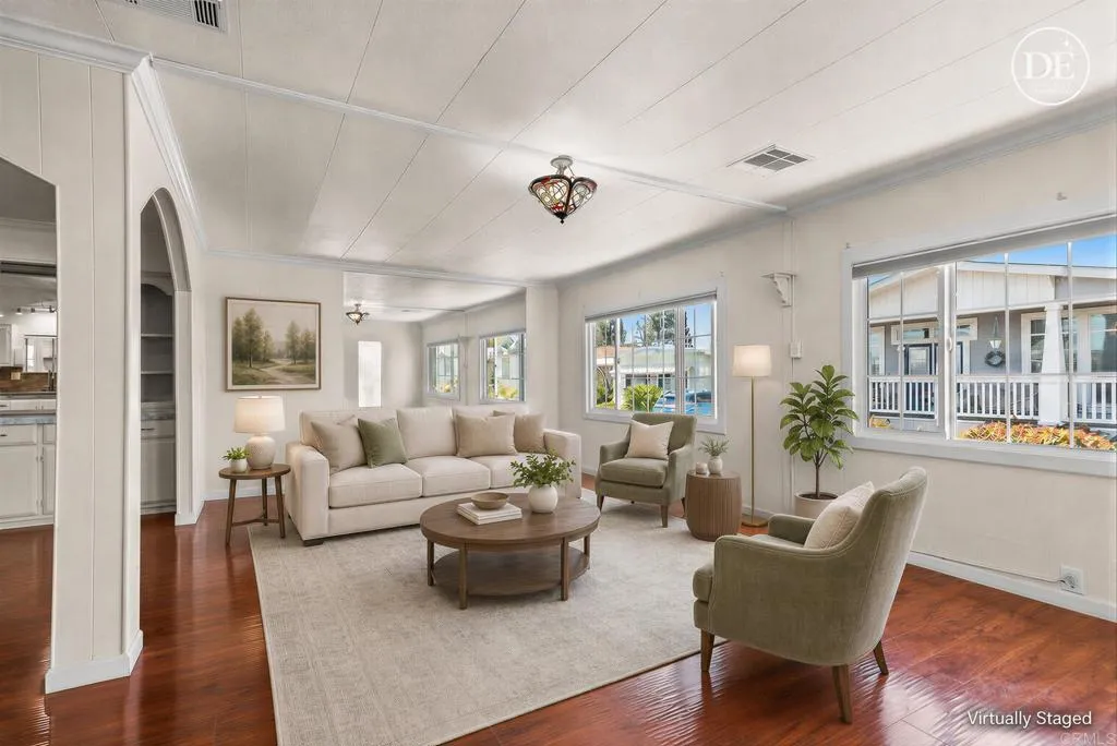 https://cdn.realtyfeed.com/cdn/127/306744396/116ed3ccd23f0b245145ab8c03f34ee3.webp