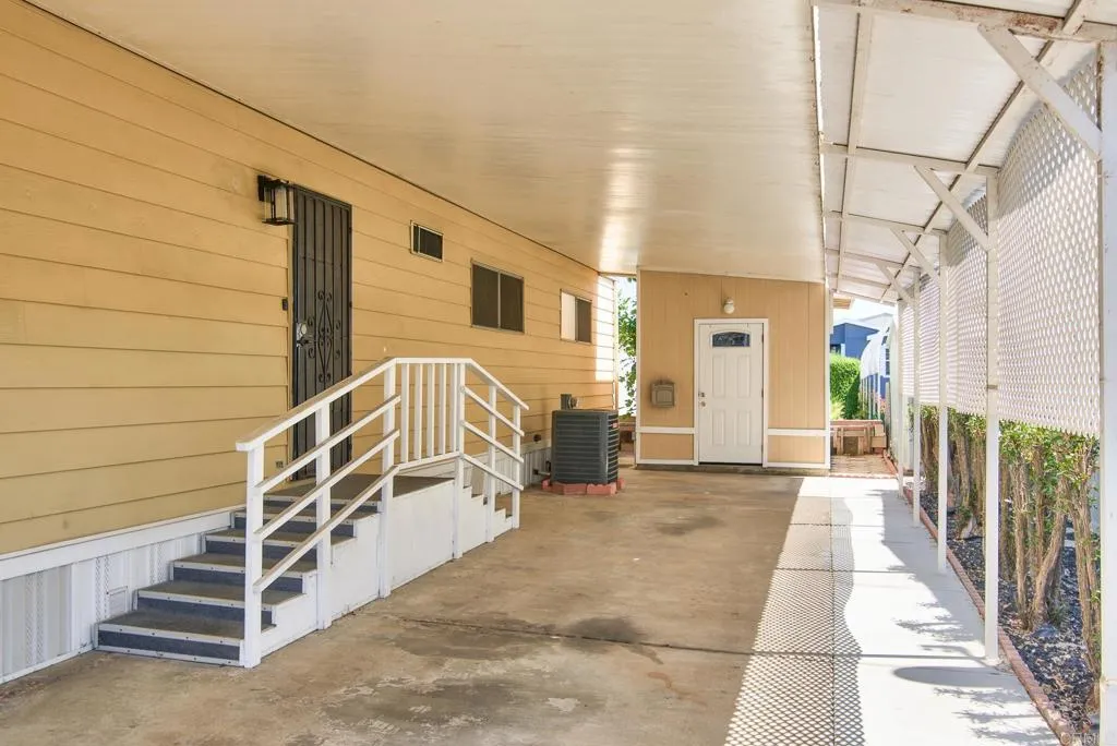 https://cdn.realtyfeed.com/cdn/127/306744396/2fff802145927116889dbda56471fda0.webp