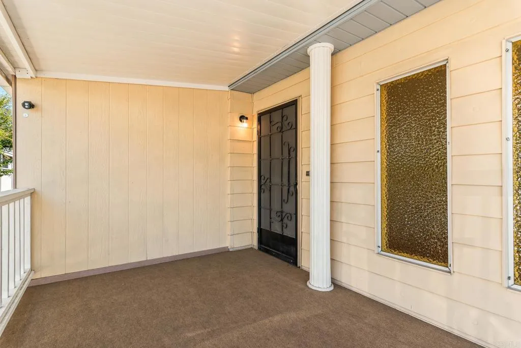 https://cdn.realtyfeed.com/cdn/127/306744396/7514d16682a07f67df3af8ecaba20a62.webp