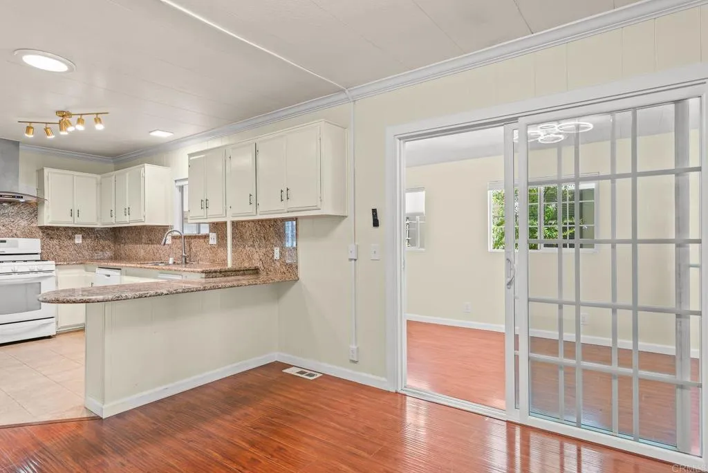 https://cdn.realtyfeed.com/cdn/127/306744396/c568db5bef9f3a95be2d506dd56ddf8f.webp