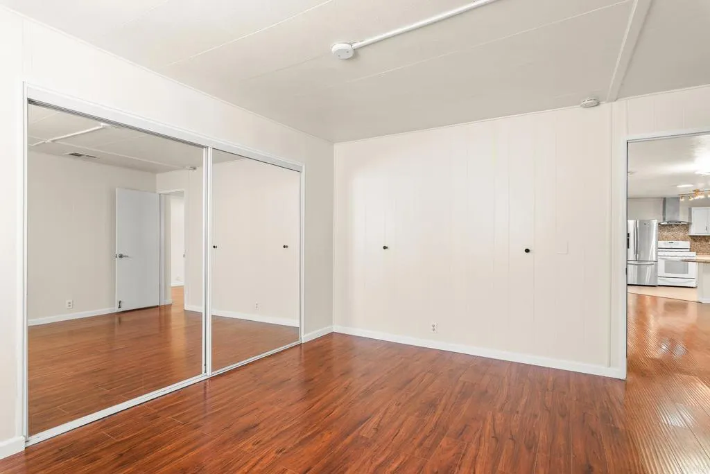 https://cdn.realtyfeed.com/cdn/127/306744396/ea86cbf1ef17fd78ca65f700b094575c.webp