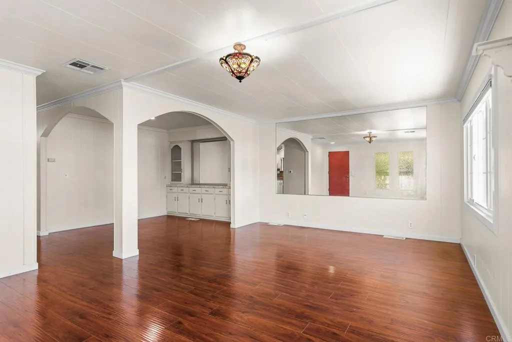 https://cdn.realtyfeed.com/cdn/127/306744396/f24a882e67df5d101734edd0cda4368e.webp