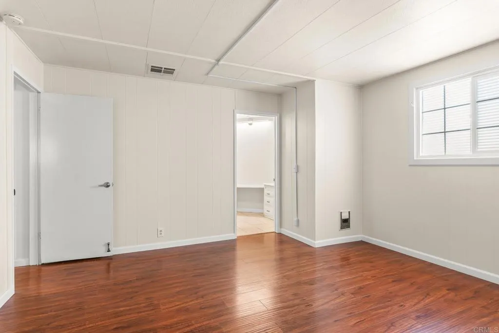 https://cdn.realtyfeed.com/cdn/127/306744396/f6c70aaf0750cf9da43b96b84cc0a19a.webp