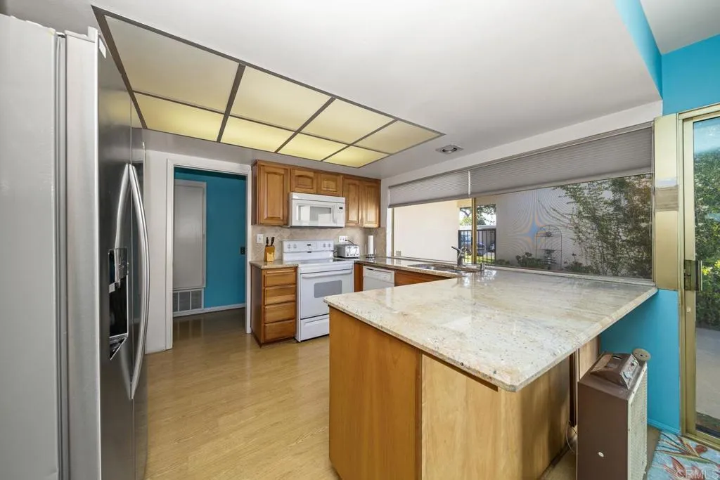 https://cdn.realtyfeed.com/cdn/127/306744403/69cf59d4ca1bd63d8ea94079b1cd4872.webp