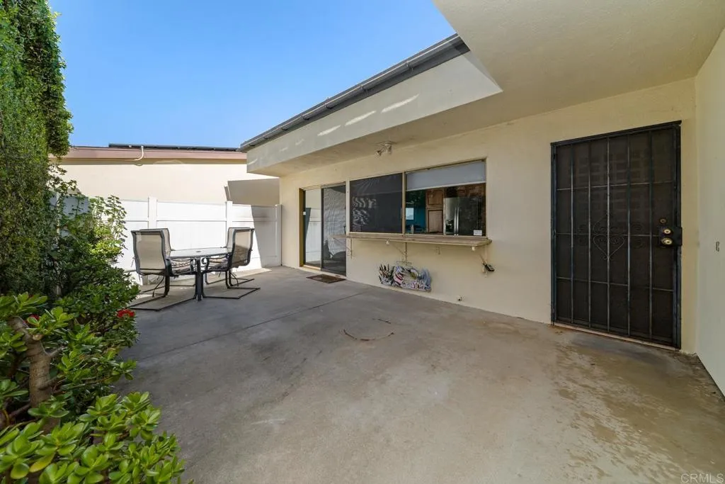 https://cdn.realtyfeed.com/cdn/127/306744403/f552a8e04e1e70187278a082d60e2c59.webp