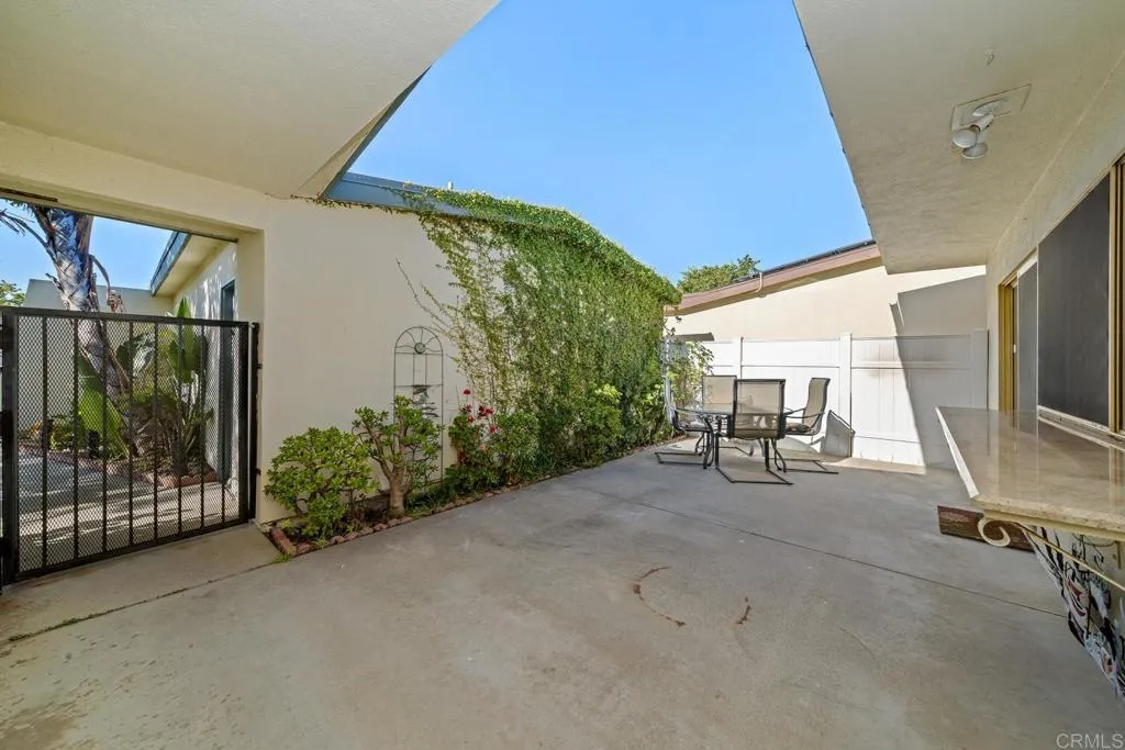https://cdn.realtyfeed.com/cdn/127/306744403/f8b5859525a137f6f7b7e3007a446555.webp