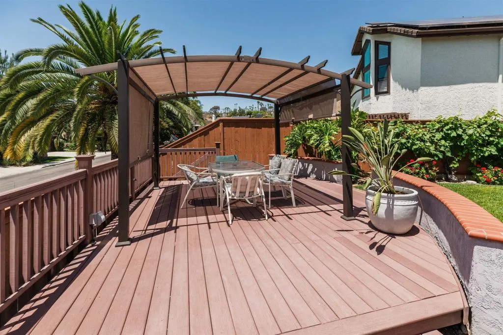 https://cdn.realtyfeed.com/cdn/127/306744443/1f8e602f4b59f65e02d39910ded7347c.webp