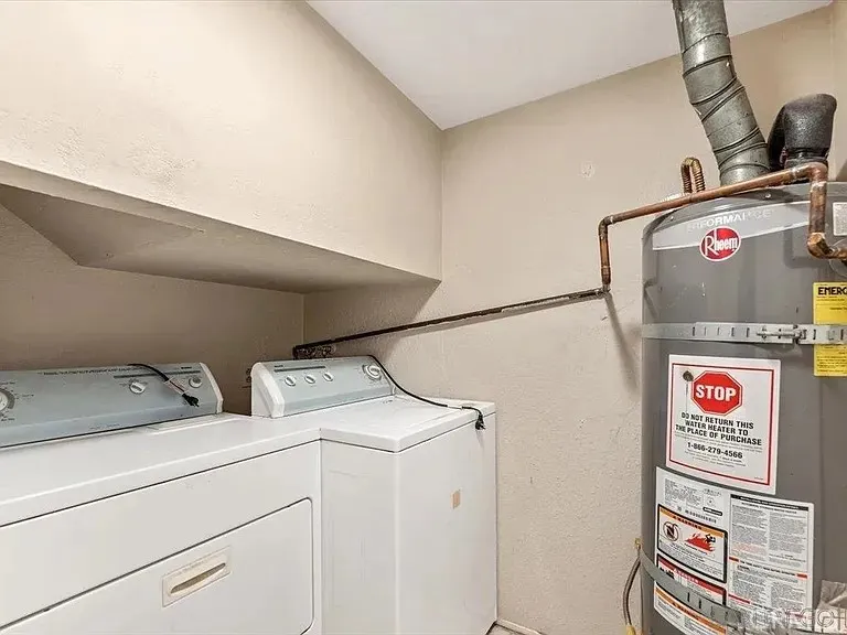https://cdn.realtyfeed.com/cdn/127/306744451/50381b590c433ee3aa602417f9e14134.webp