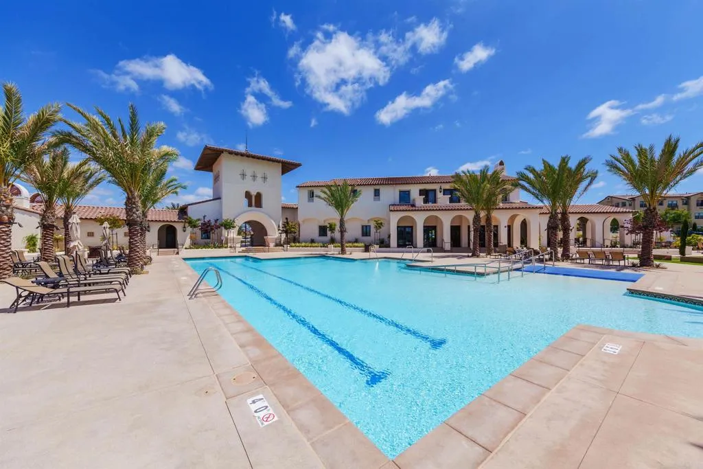 https://cdn.realtyfeed.com/cdn/127/306744558/8ef11e8034c94fa4555dbe98baeb7ab2.webp
