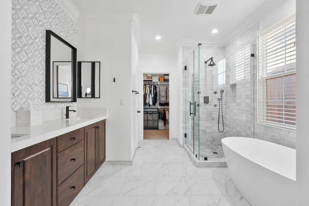 https://cdn.realtyfeed.com/cdn/127/306744565/728b8f29586f76de0dda7ac34c564c03.webp