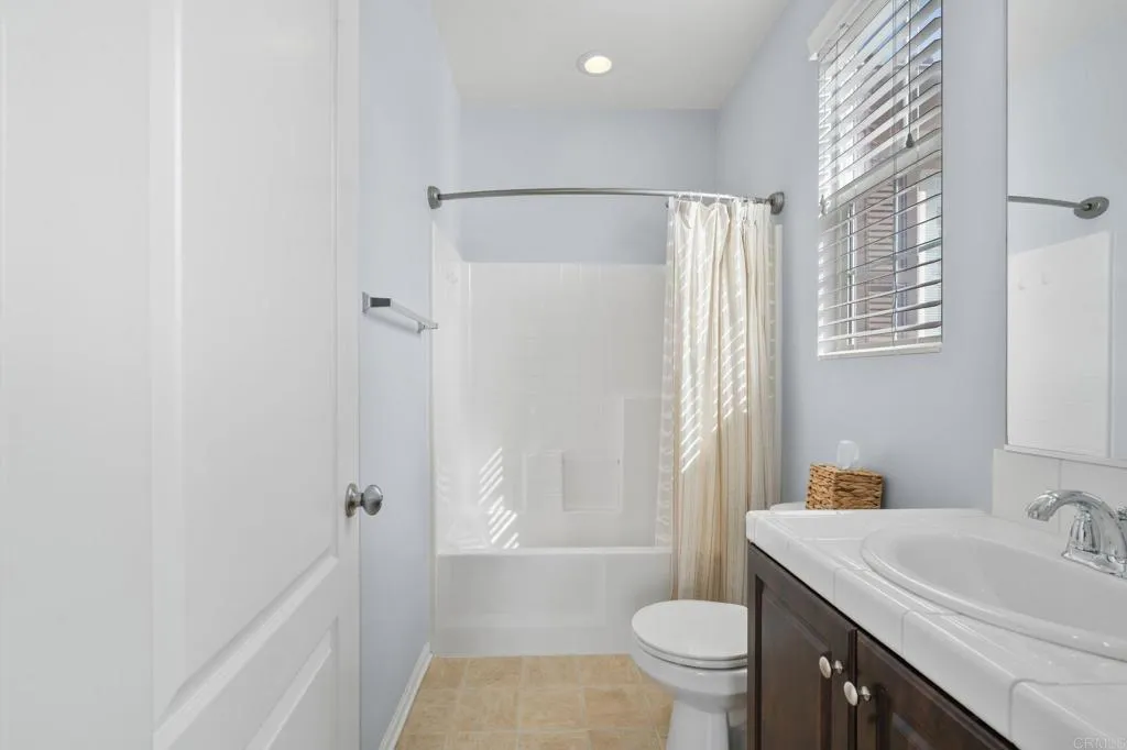 https://cdn.realtyfeed.com/cdn/127/306744565/a777f38913a19a6901339cff19e09ef0.webp