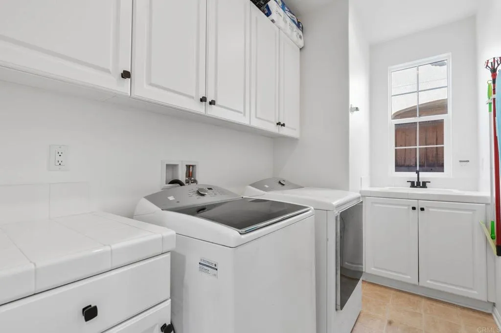 https://cdn.realtyfeed.com/cdn/127/306744565/f544b754e0a29aa3b89aaefd532a4ef4.webp