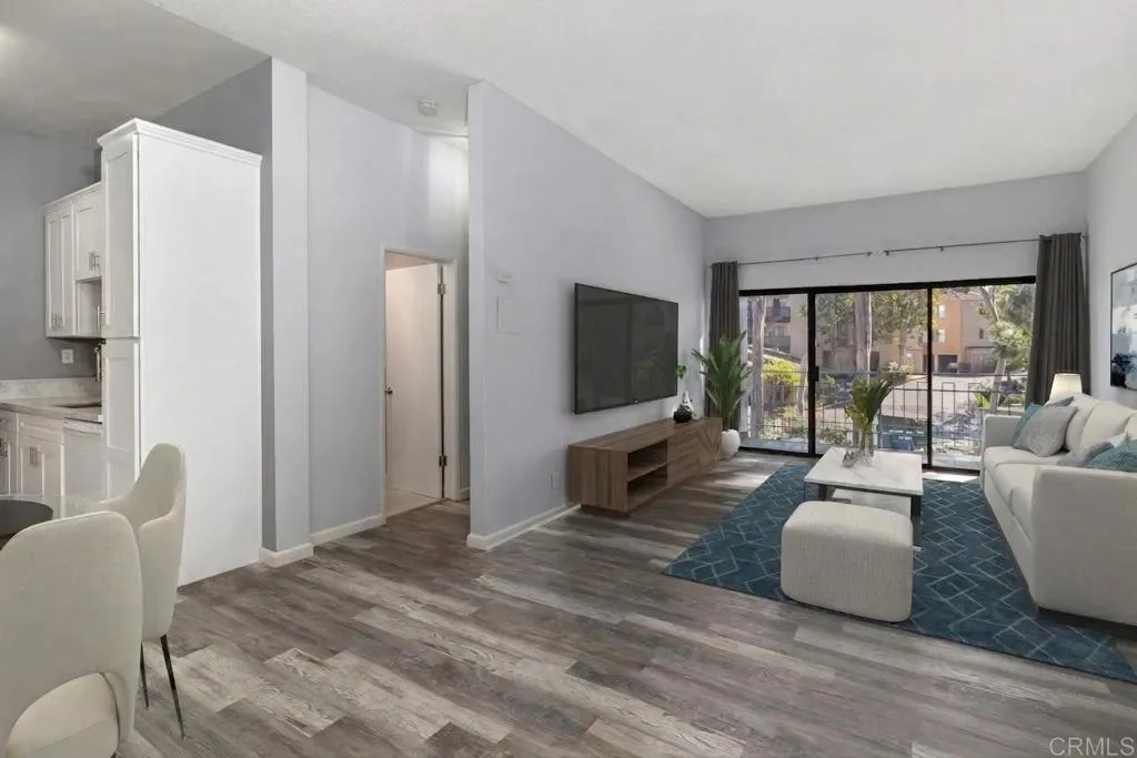 8328 Regents Road Unit 1k, San Diego, CA 92122 - Photo 5 of 25, San Diego, CA