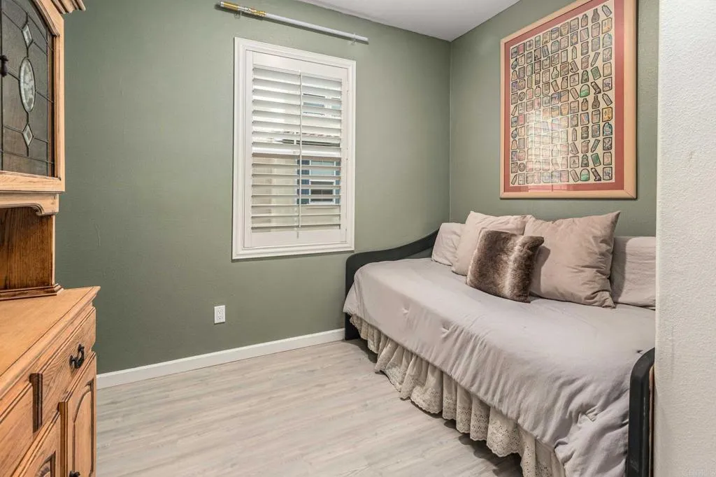 https://cdn.realtyfeed.com/cdn/127/306744620/b4d4aeca6cbb42700edaba5f38d9e5da.webp