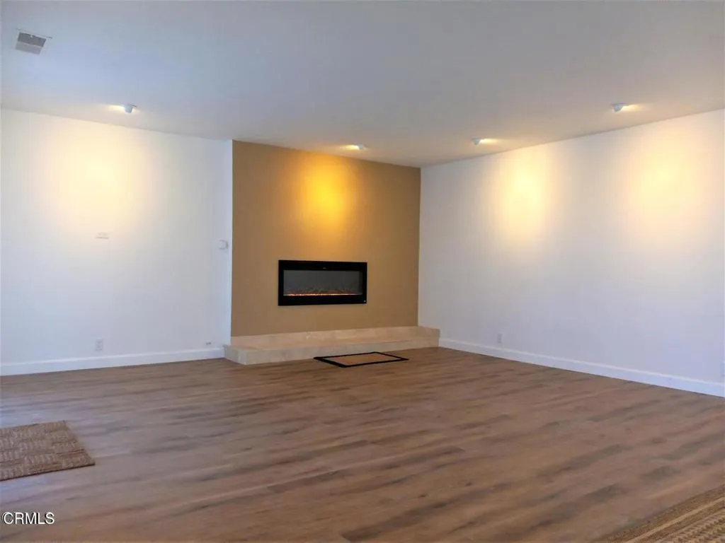 2422 Seahorse Avenue, Ventura, CA 93001 - Photo 5 of 28, Ventura, CA