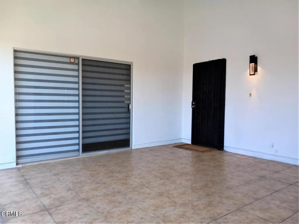 2422 Seahorse Avenue, Ventura, CA 93001 - Photo 3 of 28, Ventura, CA
