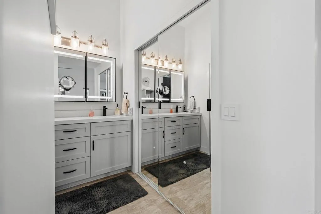 https://cdn.realtyfeed.com/cdn/127/306744702/27c2bb5583ac7e8cb0baff885c8d9a23.webp