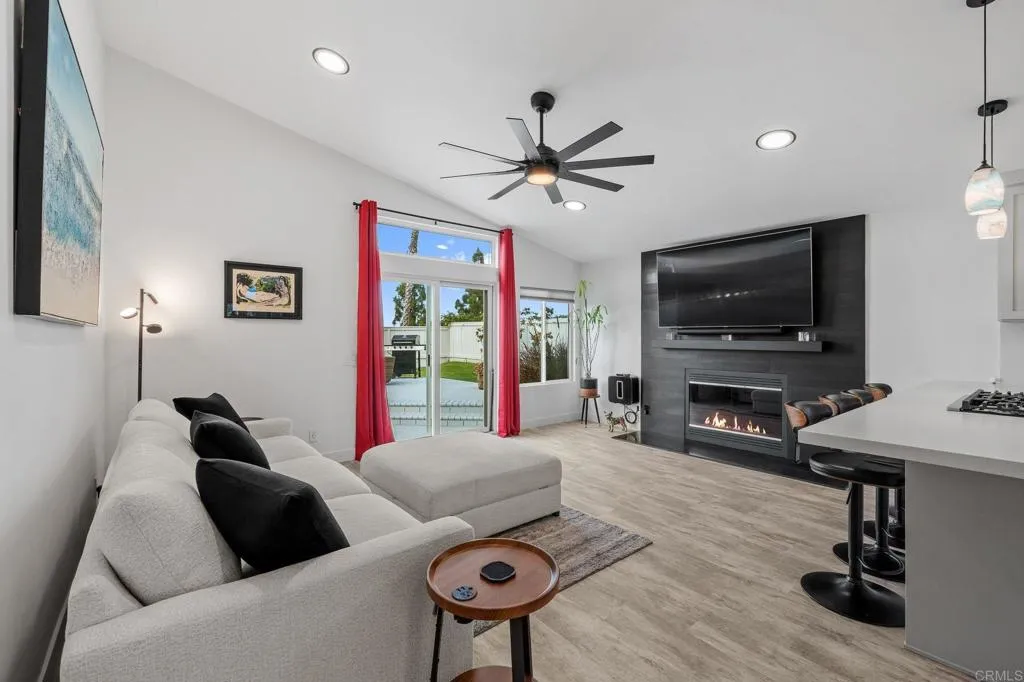 https://cdn.realtyfeed.com/cdn/127/306744702/3cb181a5d565ea76511f1121991462e8.webp