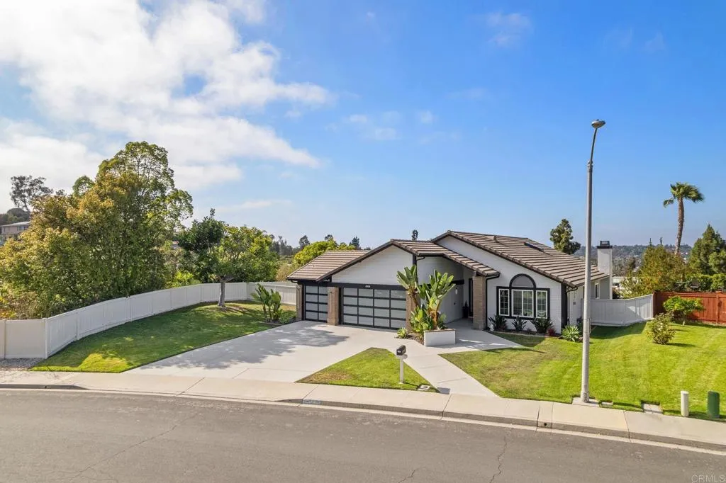 https://cdn.realtyfeed.com/cdn/127/306744702/3f687722e3e66342dbd3496677dbc4d9.webp