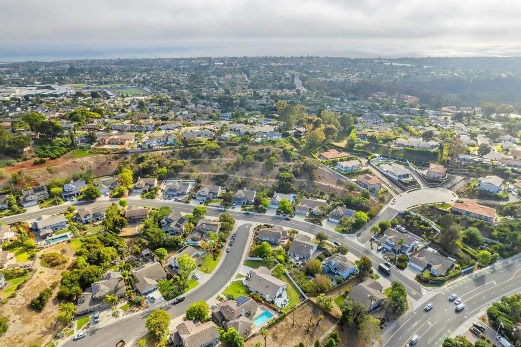 https://cdn.realtyfeed.com/cdn/127/306744702/b747613c0247c98058f910540712dd42.webp