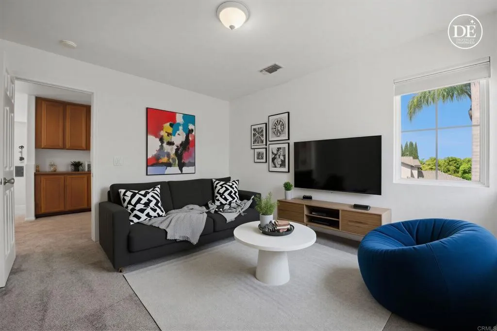 https://cdn.realtyfeed.com/cdn/127/306744790/36e68f253ef3ebca42e46882dae3d0ae.webp