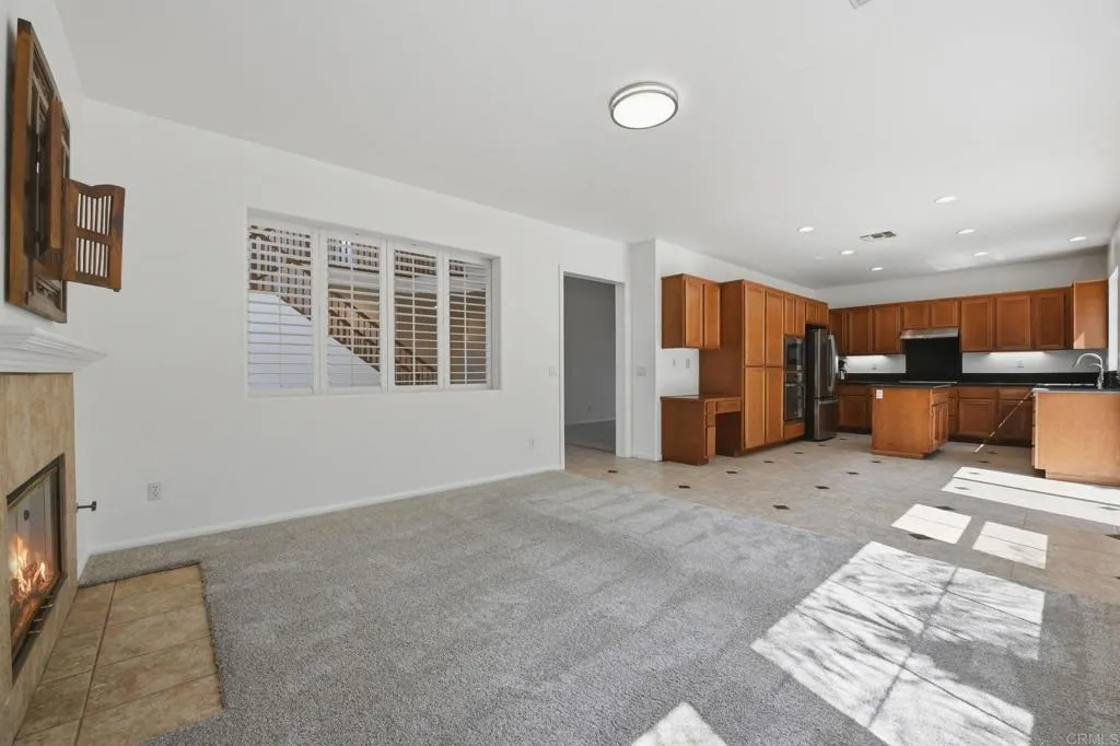 https://cdn.realtyfeed.com/cdn/127/306744790/76ffc9f898c5b38218a0948bbd38f853.webp