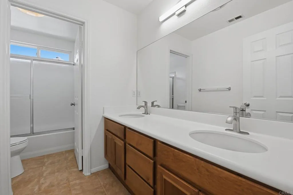 https://cdn.realtyfeed.com/cdn/127/306744790/bbb3fc004d12d2b6fa13c42abb5d3836.webp