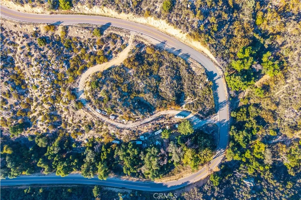 https://cdn.realtyfeed.com/cdn/127/306744865/fa990fd66b38bb7fedd491494d7a5f07.webp