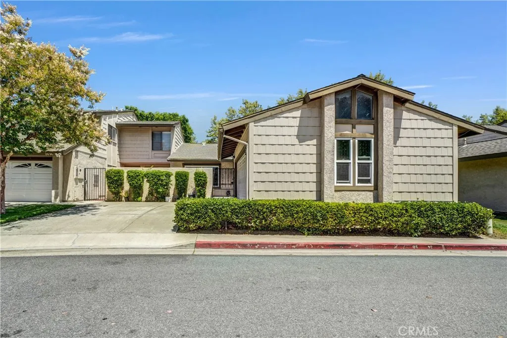 2616 N Tustin Avenue Unit A, Santa Ana, CA 92705 - Photo 3 of 48, Santa Ana, CA