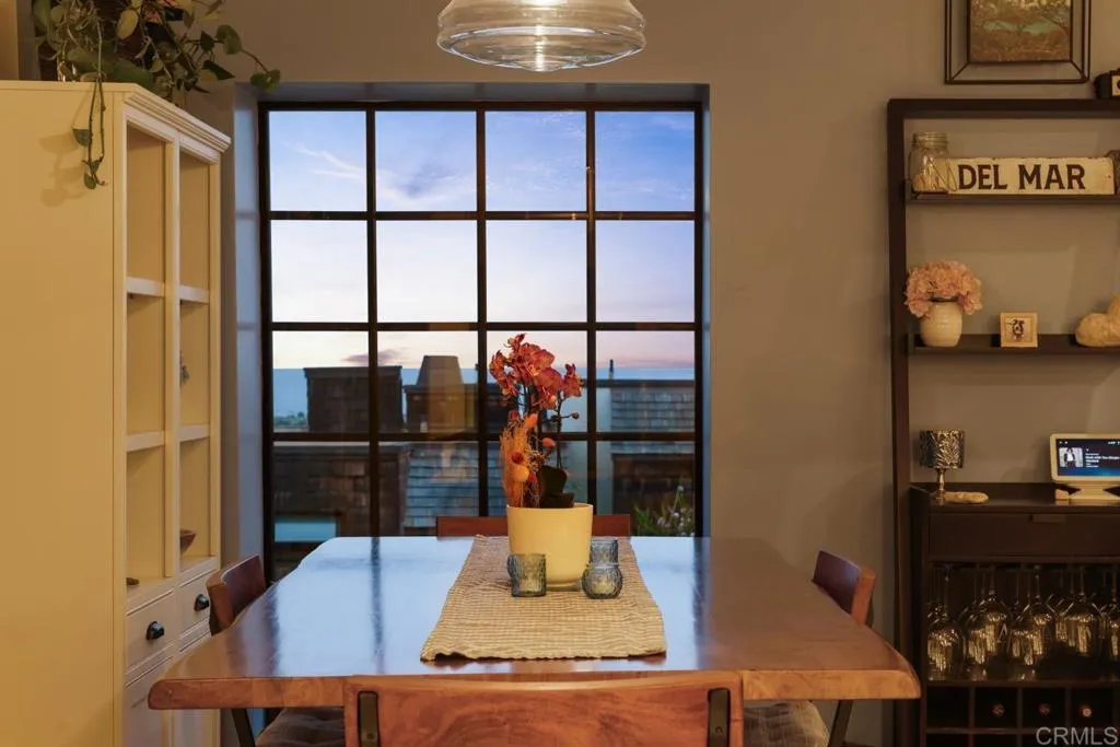 https://cdn.realtyfeed.com/cdn/127/306744924/037b0c7c6e46b488a0c1902b0425b1f7.webp