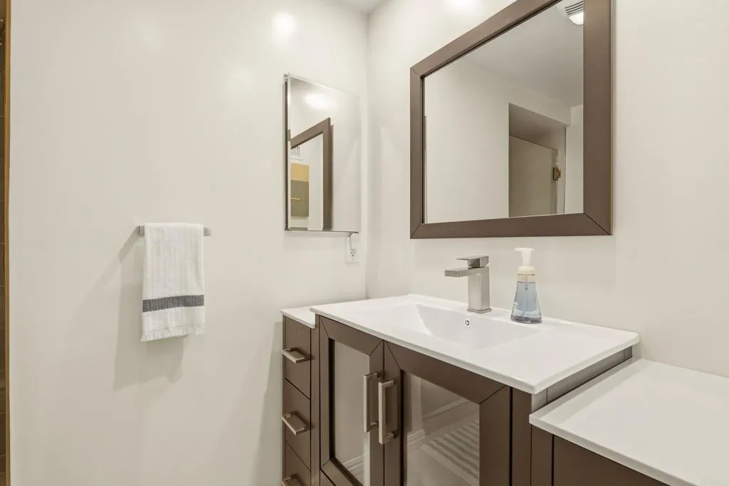 https://cdn.realtyfeed.com/cdn/127/306744924/17719766c8bd82c185958fb038a11564.webp