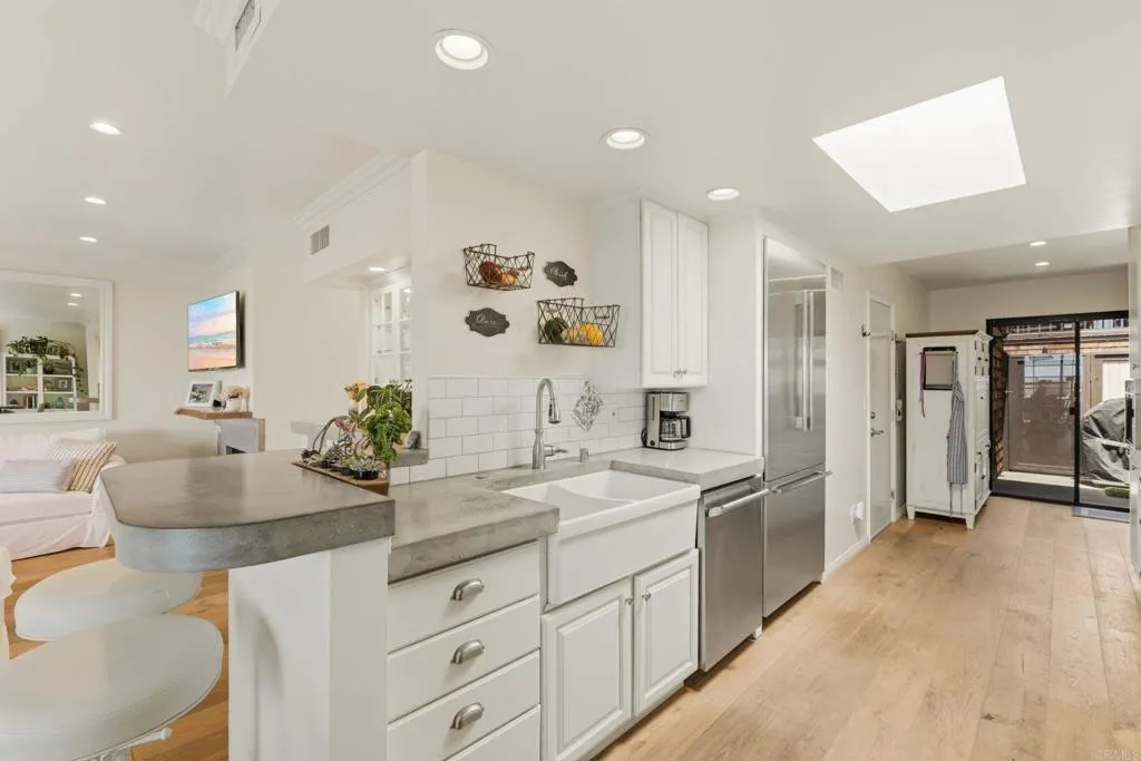 https://cdn.realtyfeed.com/cdn/127/306744924/727dbeb046004b232828bf1b034019dd.webp