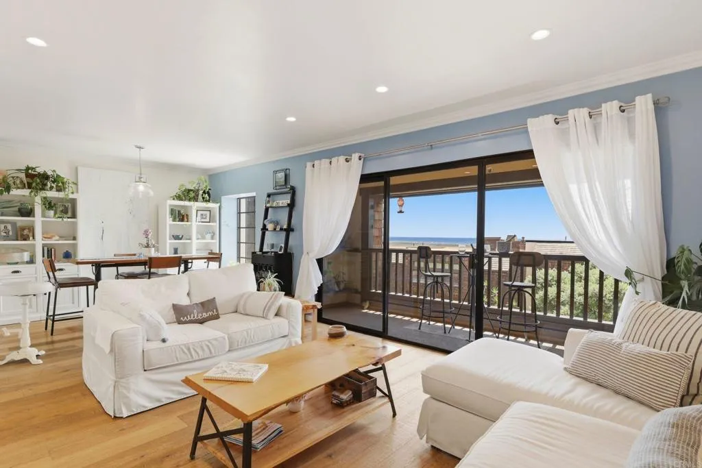 https://cdn.realtyfeed.com/cdn/127/306744924/791b43ad67afb401af97adab7f29fc7b.webp