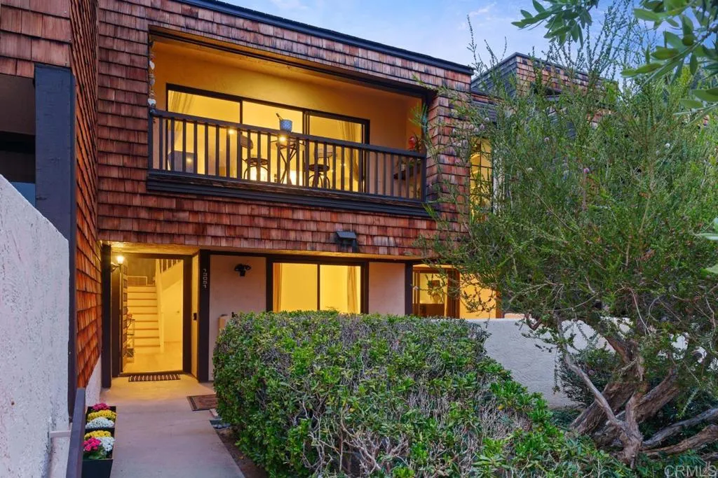 https://cdn.realtyfeed.com/cdn/127/306744924/9b6439c4ca313eb739a71c144260ce03.webp