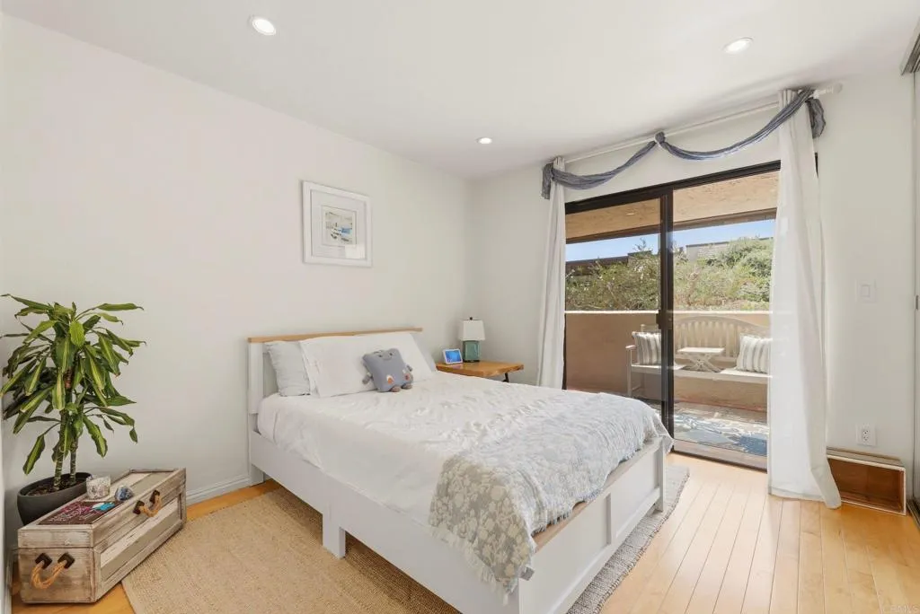 https://cdn.realtyfeed.com/cdn/127/306744924/a216fb05e33c69a1b3f8267348bb1902.webp