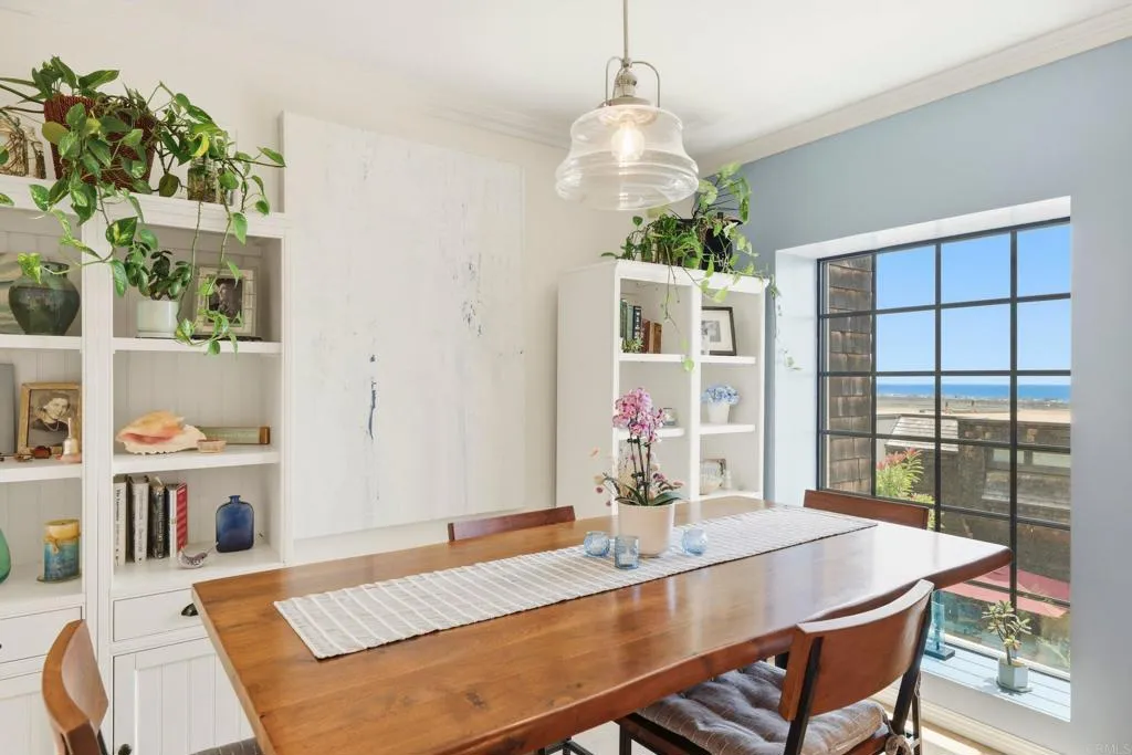 https://cdn.realtyfeed.com/cdn/127/306744924/d4a87dfa191c1869b850b0b7a415981d.webp