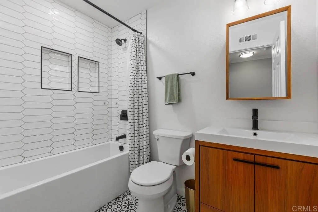 https://cdn.realtyfeed.com/cdn/127/306744976/4b86dd2865807be0548d76def24fa7f8.webp