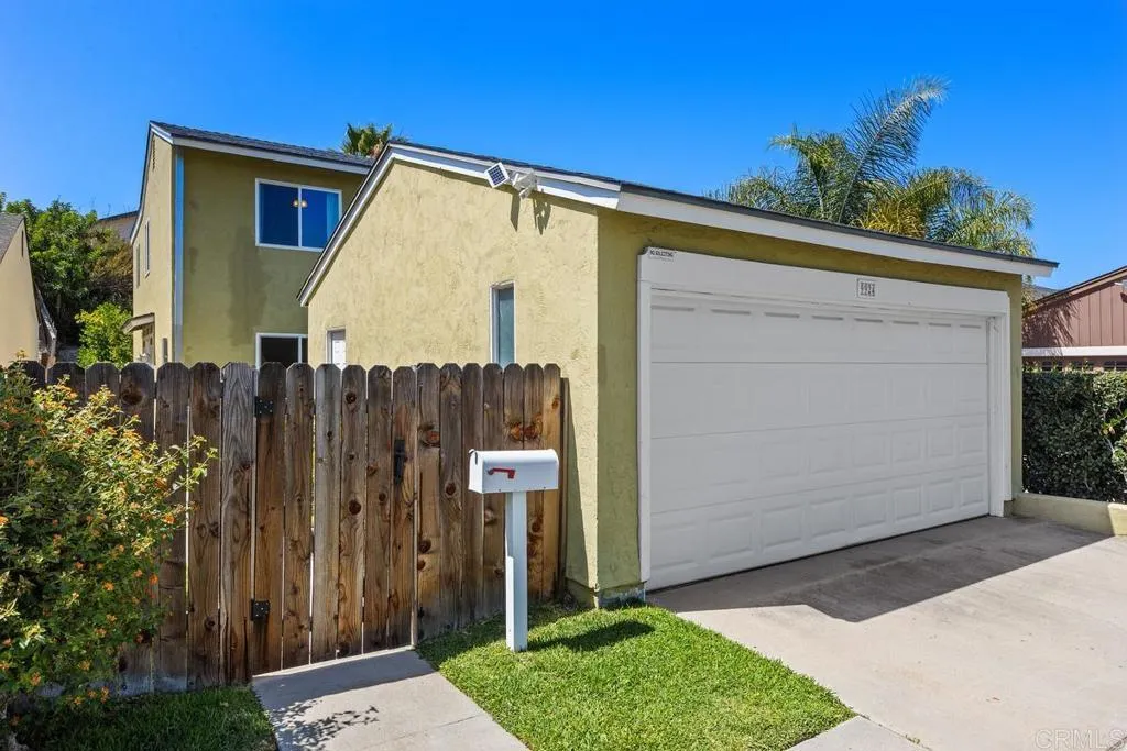 https://cdn.realtyfeed.com/cdn/127/306744976/8f15eca5c4943383d93d2cd77fca12ce.webp