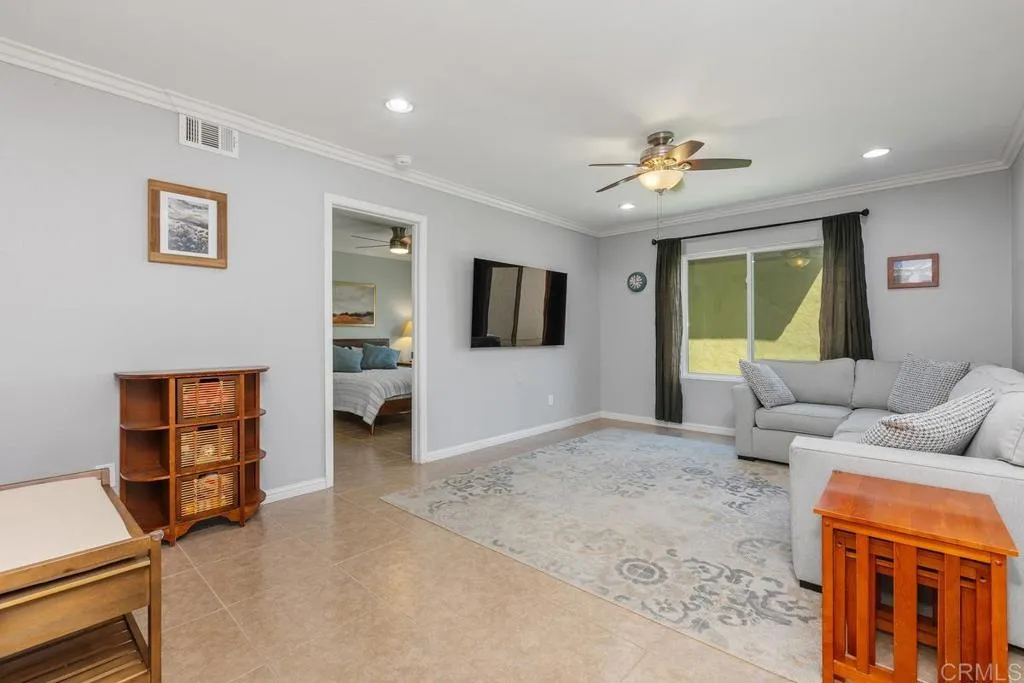 https://cdn.realtyfeed.com/cdn/127/306744976/ea92f17b1b2e3e8bb0599f16a388db74.webp