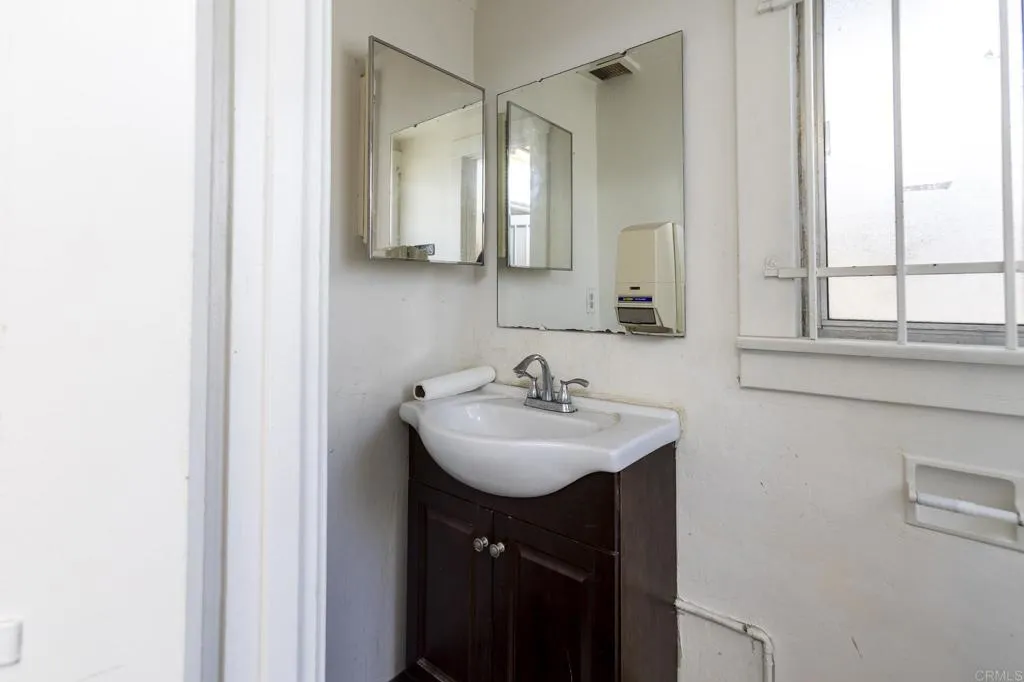 https://cdn.realtyfeed.com/cdn/127/306745029/32b1eb53ed37be05beede4fb972a961d.webp